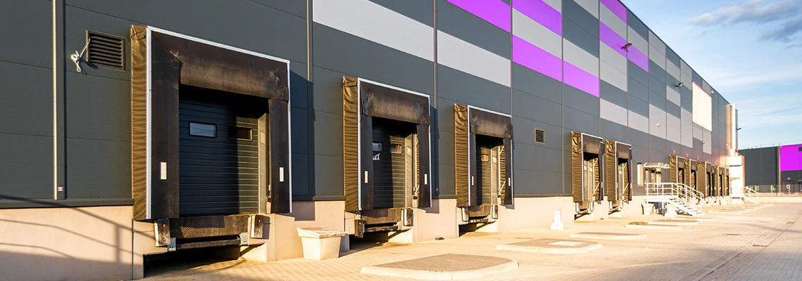 Commercial Overhead Garage Doors Installation in Elmhurst, Illinois